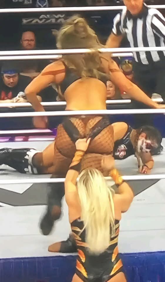 Unexpected Incident in WWE Ring: Liv Morgan Accidentally Pulled Down Ana Jay p*** During Match