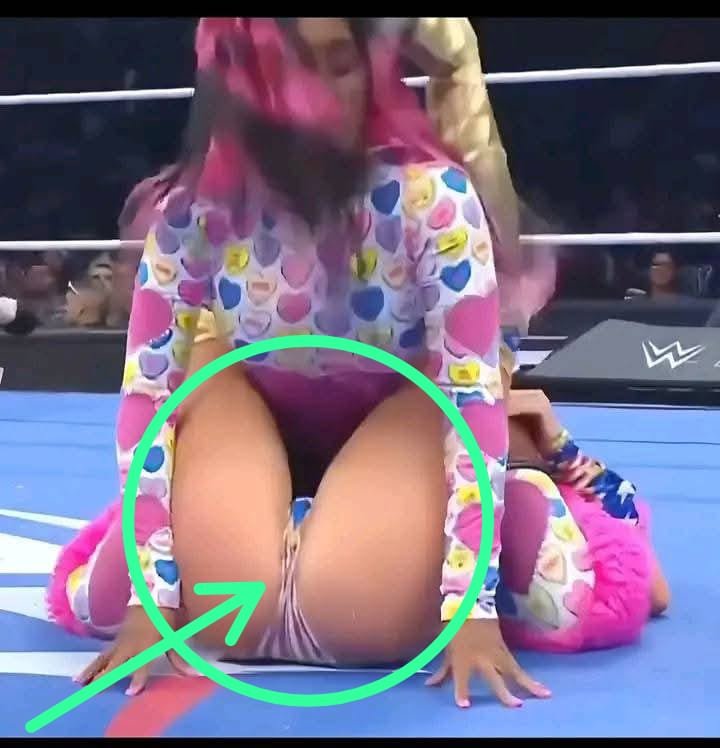 Naomi vs Chelsea Green: WWE Fight Turns Shocking as Chelsea’s Privacy Gets Exposed in Brutal Twist!”