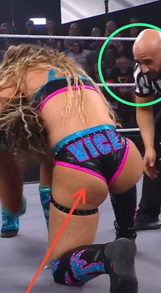 “SHOCKING WARDROBE MALFUNCTION! LOLA VICE’S SKIRT RIPS MID-MATCH AS REFEREE CAN’T LOOK AWAY!”